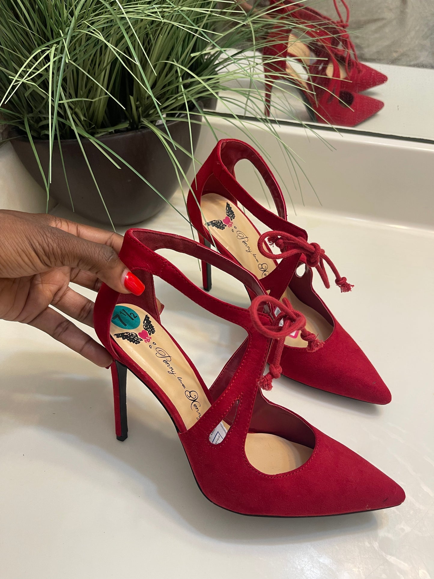 Ponny Love Red Heels Women sz 7.5