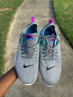 Nike gray women sz 10