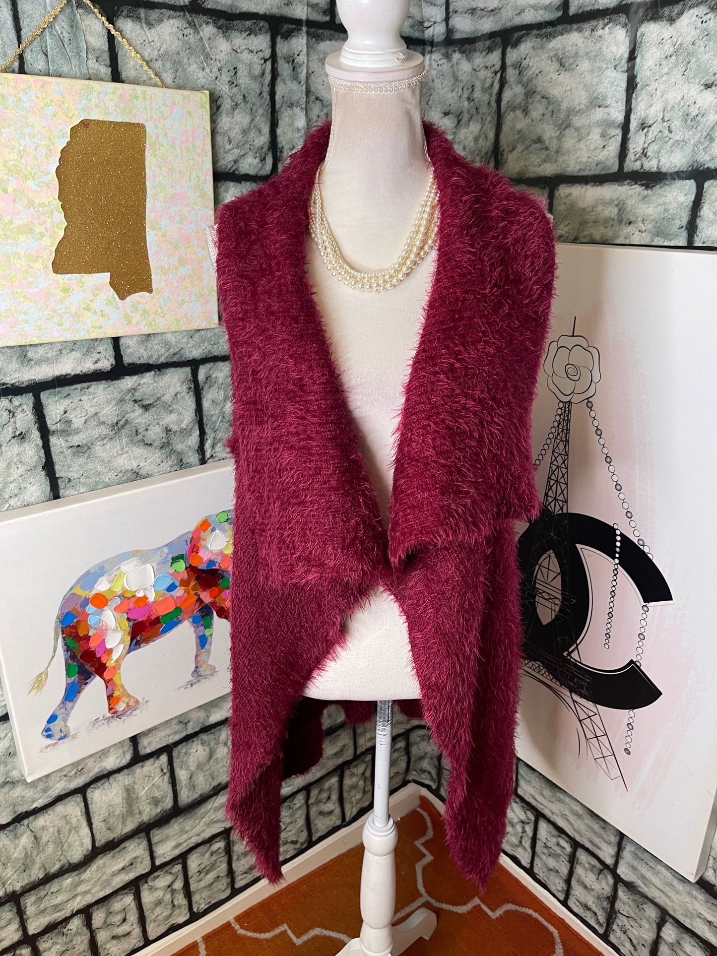 Listicle Burgundy Fuzzy Vest Women sz Small / Medium