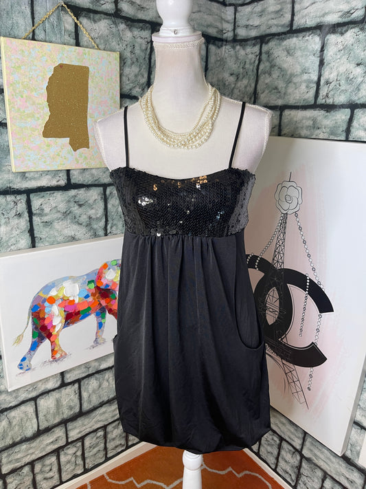 Alyn Paige black Sequin Dress Women sz Small