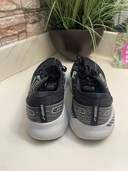 Brooks Black Gray Women sz 8.5