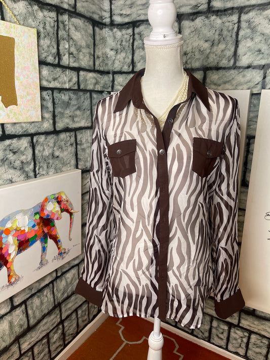 NEW Adiktd Brown White Button Blouse Women sz Medium