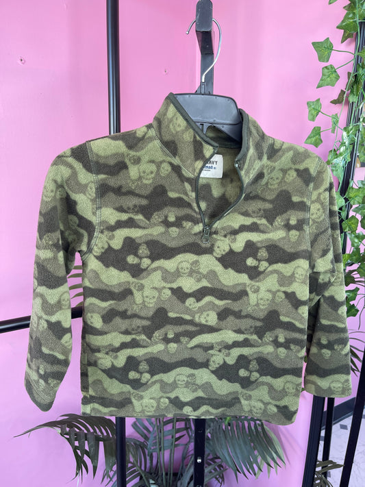 Old Navy Green Camo Pullover Boys sz XS 5