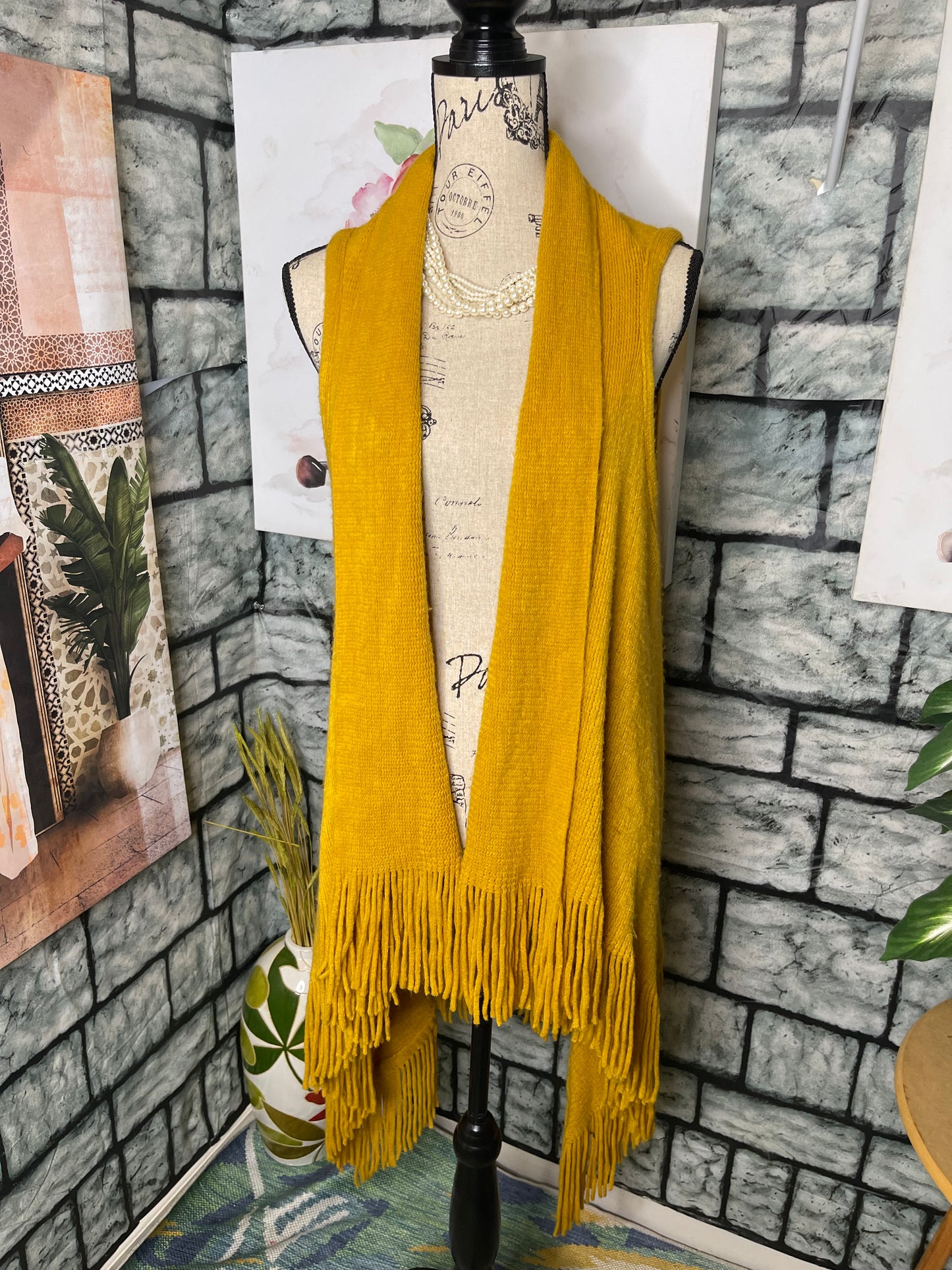 Yellow Fringe Cardigan Women sz One Size (BEST FITS UP TO XL)