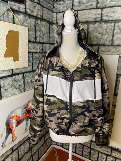 Orange Kiss Green Camo Jacket Women sz XL