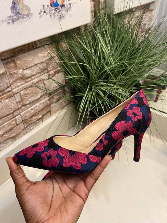 NEW Alex Marie Navy Blue Pink Floral Low Heels Women sz 9