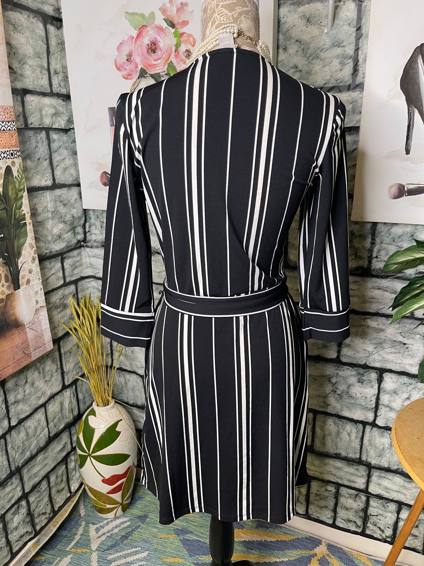 H&M Black White Dress Women sz Small