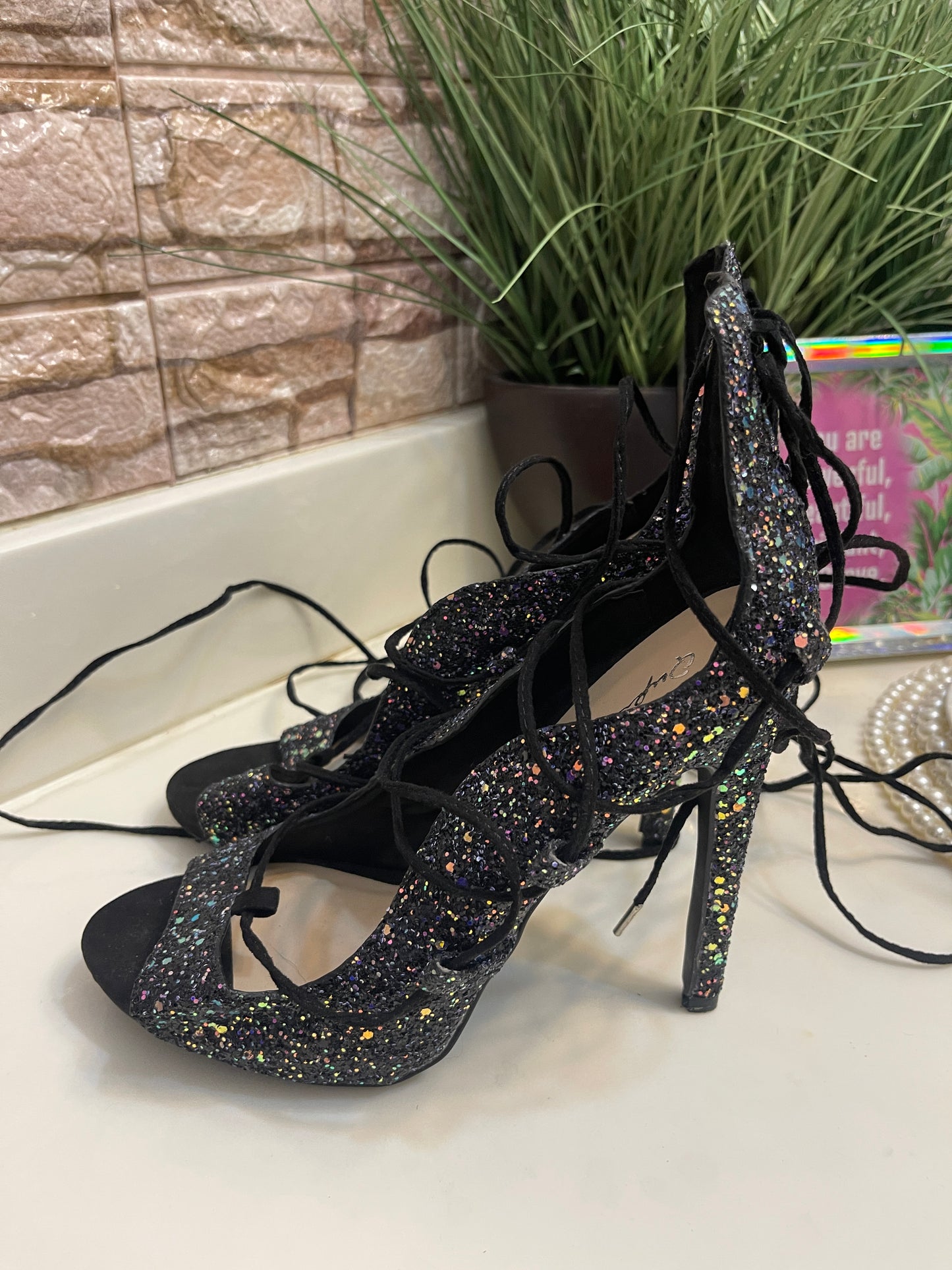 Qupid Purple Black Glitter Heels Women sz 8