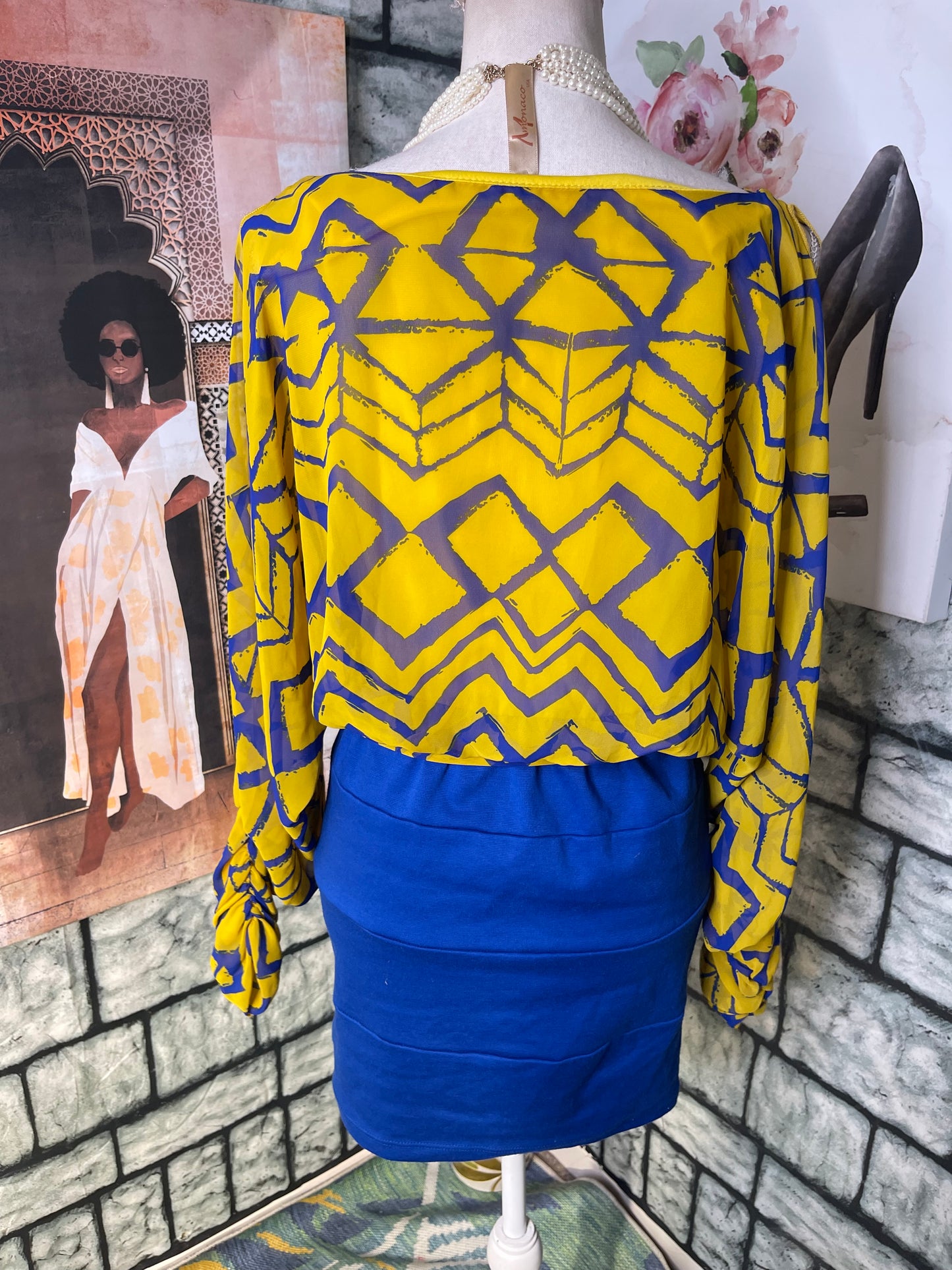 Monaco Blue Yellow Dress Women sz Large (BEST FITS LIKE A MEDIUM)