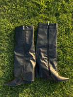 Black boots women sz 8