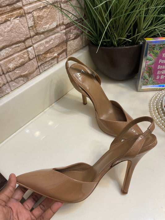 Marc Fisher Tan Heels Low Women sz 8.5