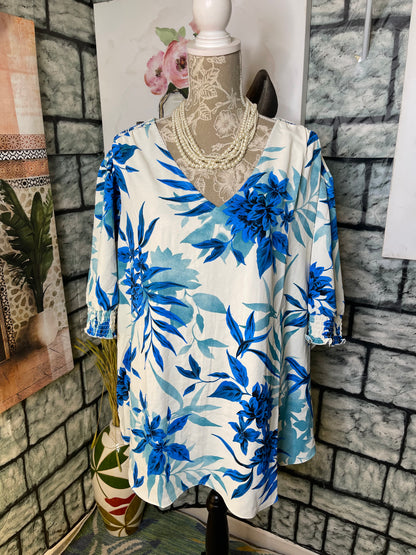 Belle Blue White Floral Blouse Women sz 3XL