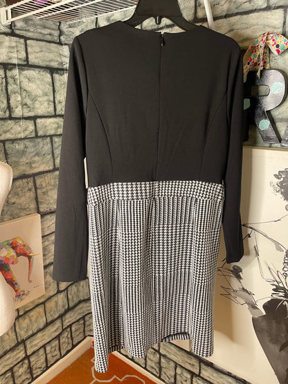 DKNY Black and White Dress Women Sz 10