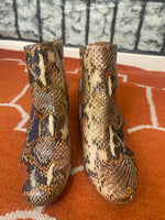Tan animal print bootie heels women sz 8