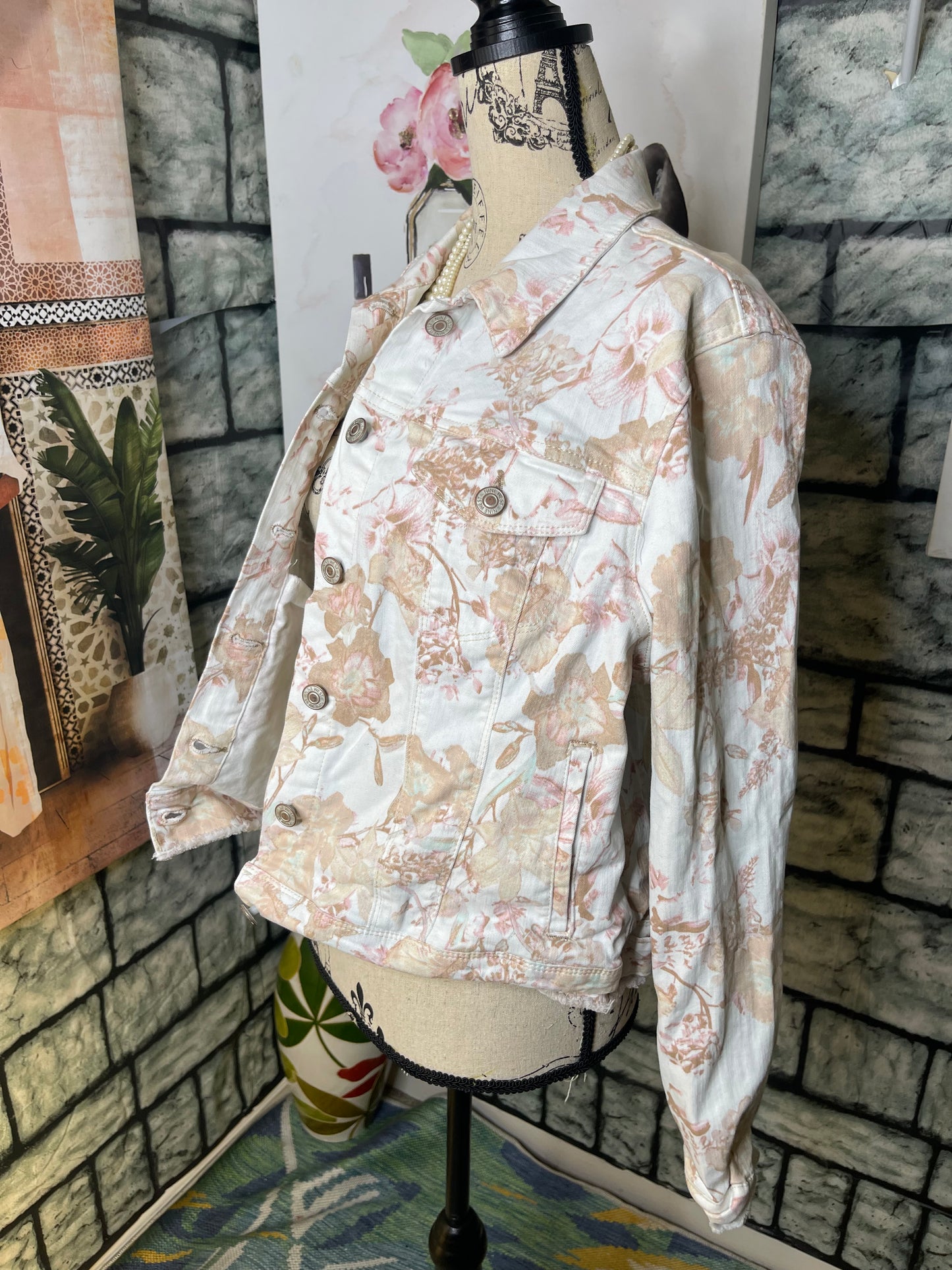 Nine West Beige Print Floral Print Denim Jacket Women sz XL