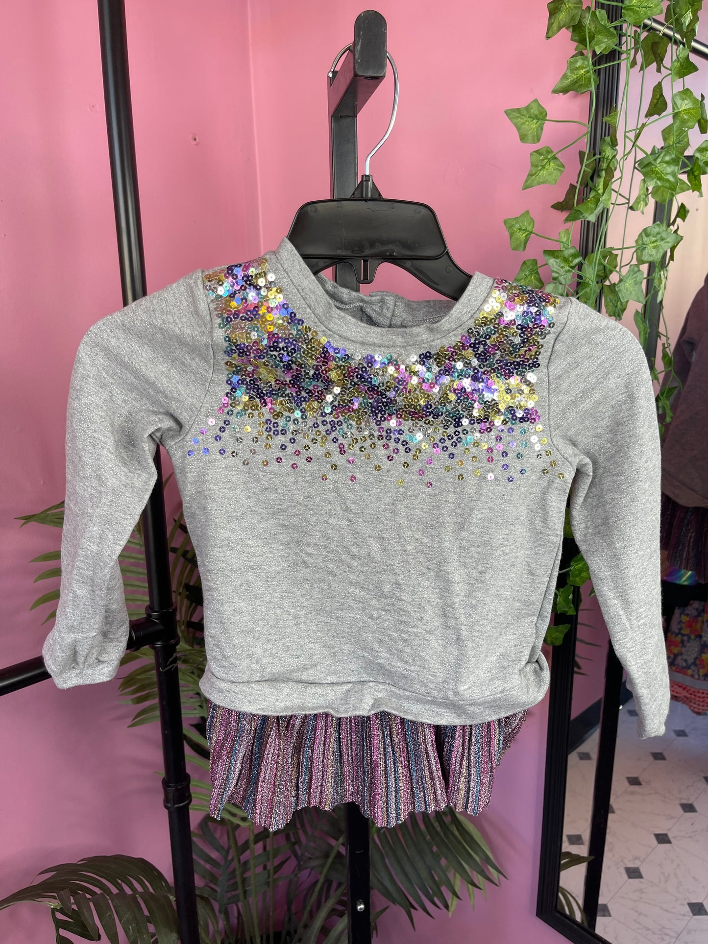 Little Lass Gray Sequin Shirt Girls sz 6