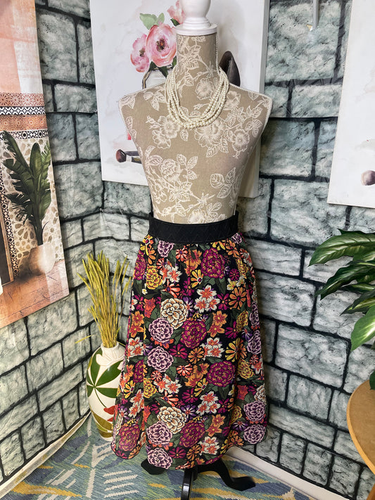 LulaRoe Black Floral Skirt Women sz Small