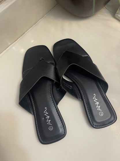 Anna Black Sandals Women sz 7