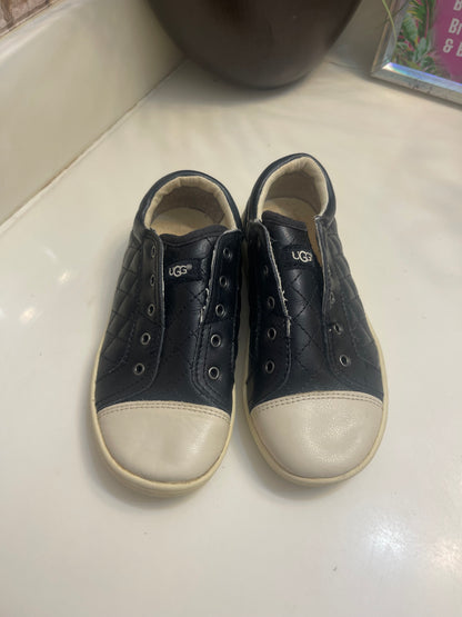 Ugg Black Toddler Girls Boys sz 12