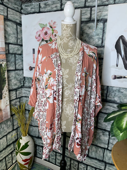 Umgee Pink Floral Cover Blouse Women sz Small / Medium