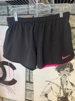 Nike shorts black pink women sz medium