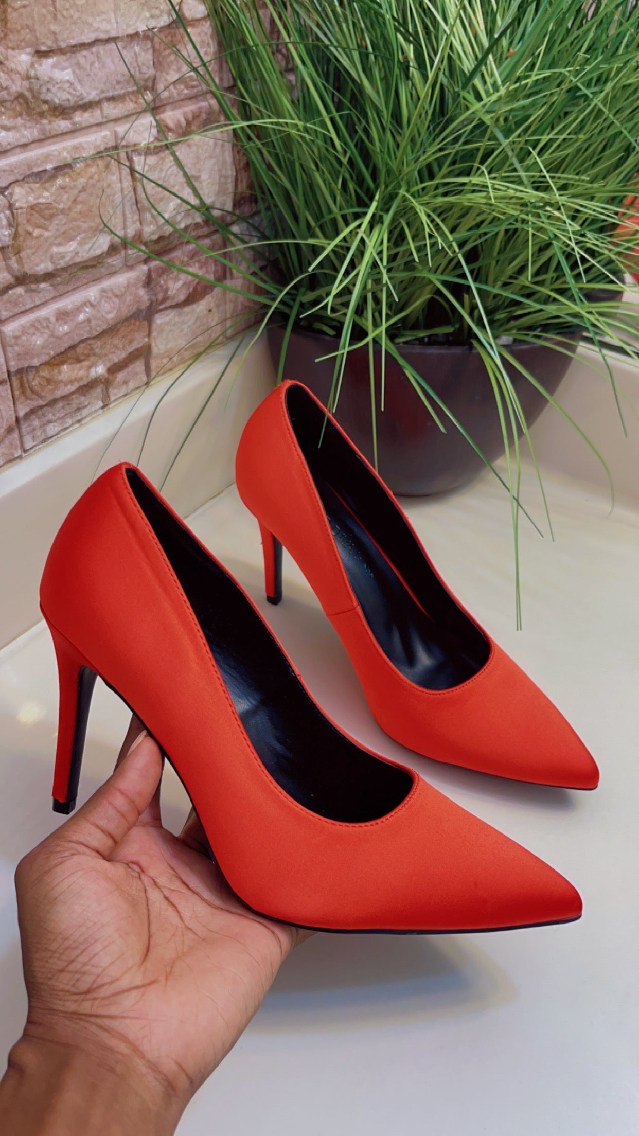 NEW Wild Diva Red Heels Women sz 9