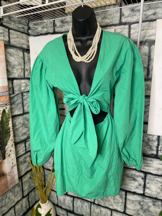 Pretty Little Thing Green Dress Women sz 4