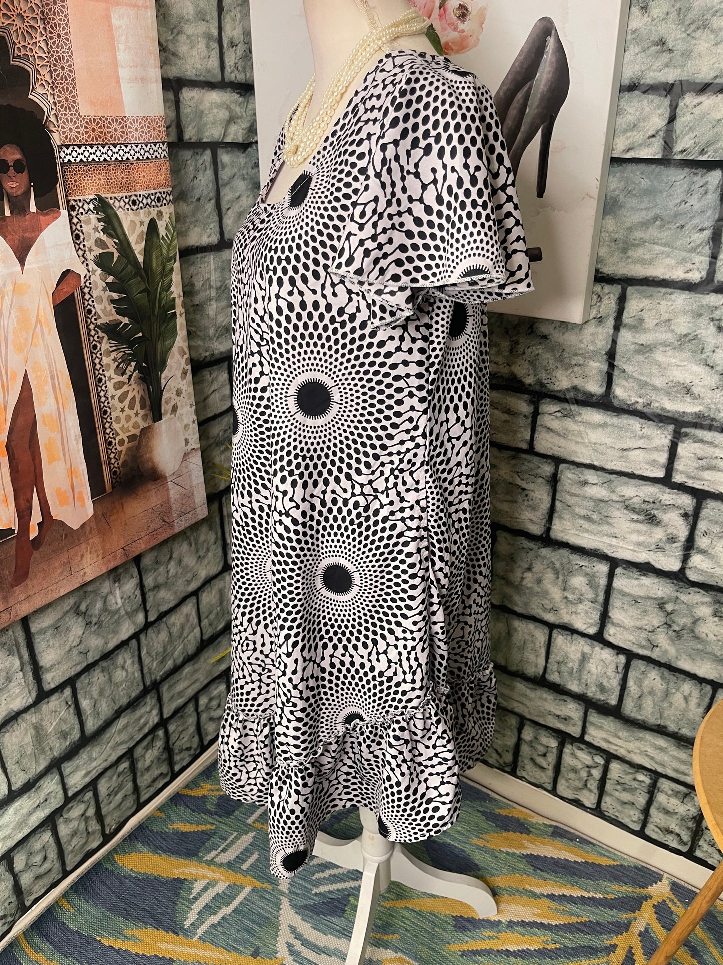 Lapogee Black White print Dress Women sz Medium