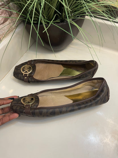 Michael Kors Brown Flats Women sz 11