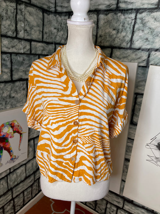 MinkPink Orange and White Crop w/Buttons Women Sz XS