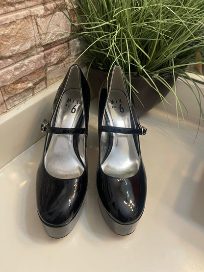 Mix No 6 Black Heels Women sz 8