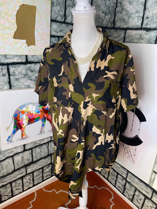 Mileage Camo Green Blouse Women sz 1XL
