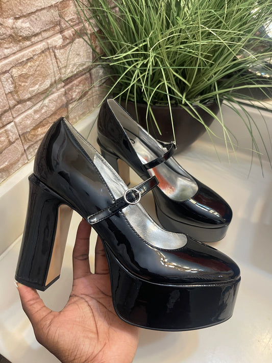 Mix No 6 Black Heels Women sz 8