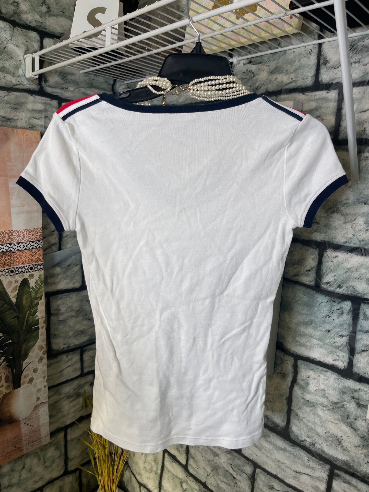 Tommy Hilfiger White V Neck Shirt Women sz Small