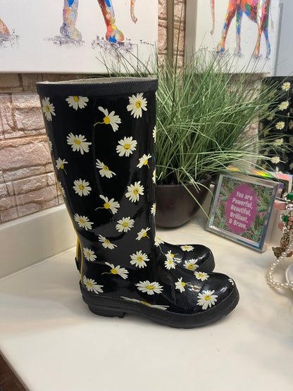 Serra Black Floral Rainboots Women sz 7