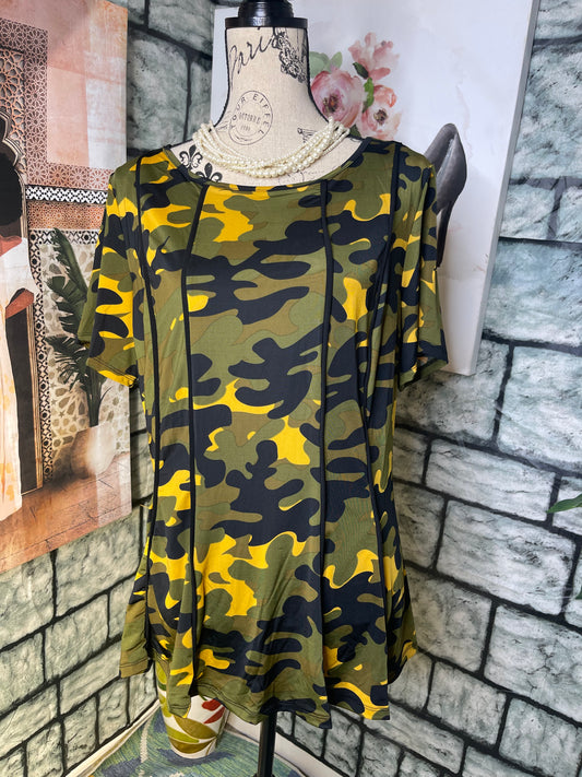 NEW Ashley Stewart Green Camo Blouse Women sz 14/16