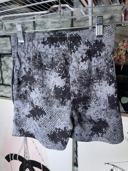 Champion Gray Black Print Shorts Boys sz XS 5/6