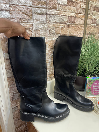 Universal Threads Black Tall Boots Women sz 8