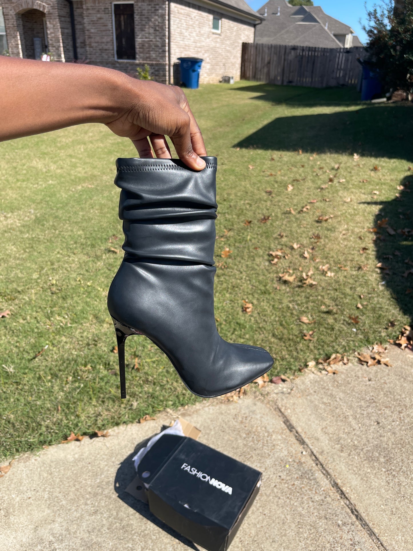 NEW Fashion Nova black heels women sz 8.5