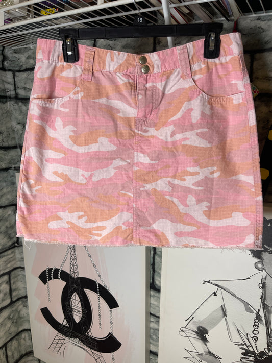 DKNY Pink Camo Skirt Women sz 6