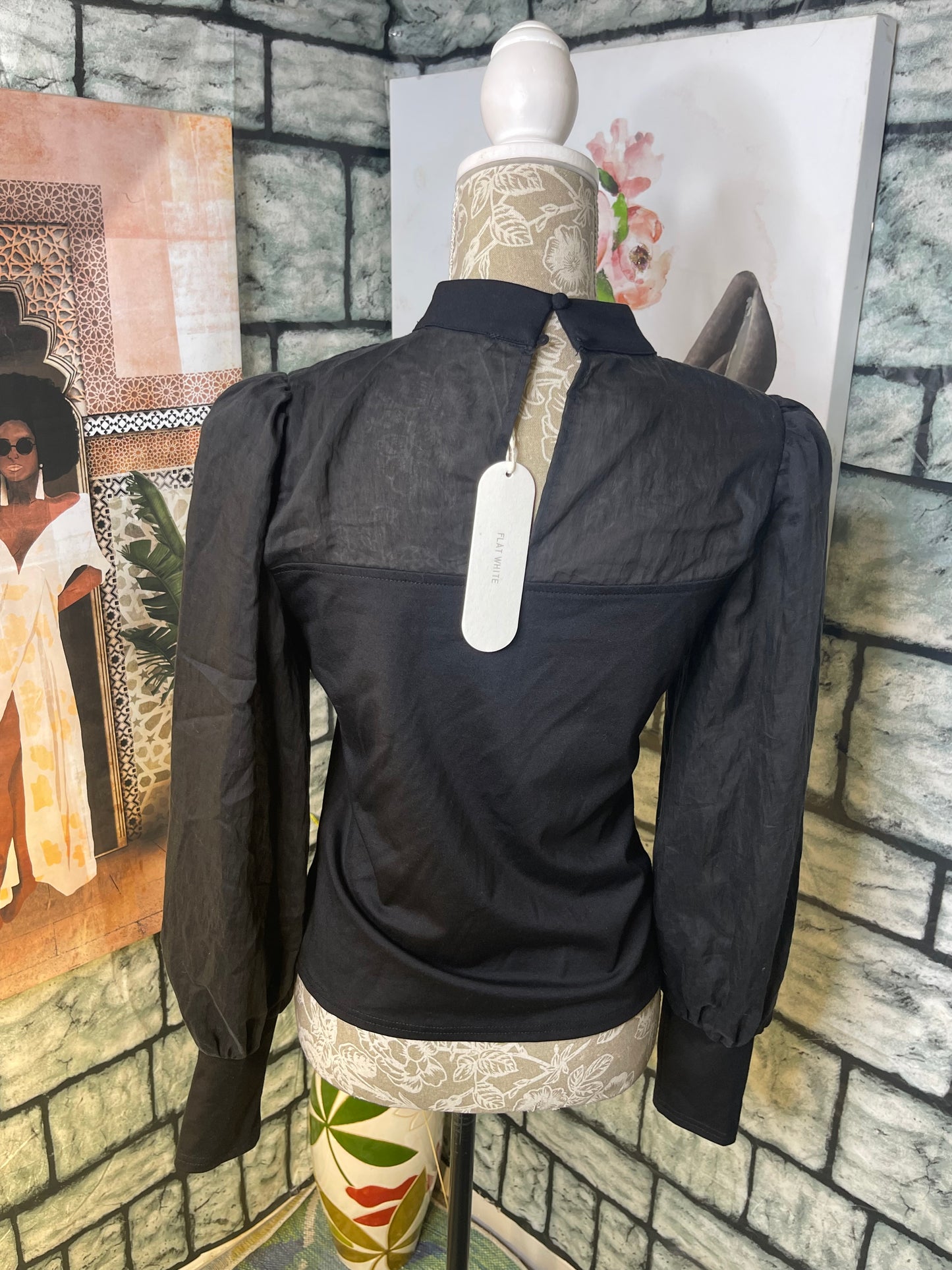 NEW FlatWhite Black Blouse Women sz Small