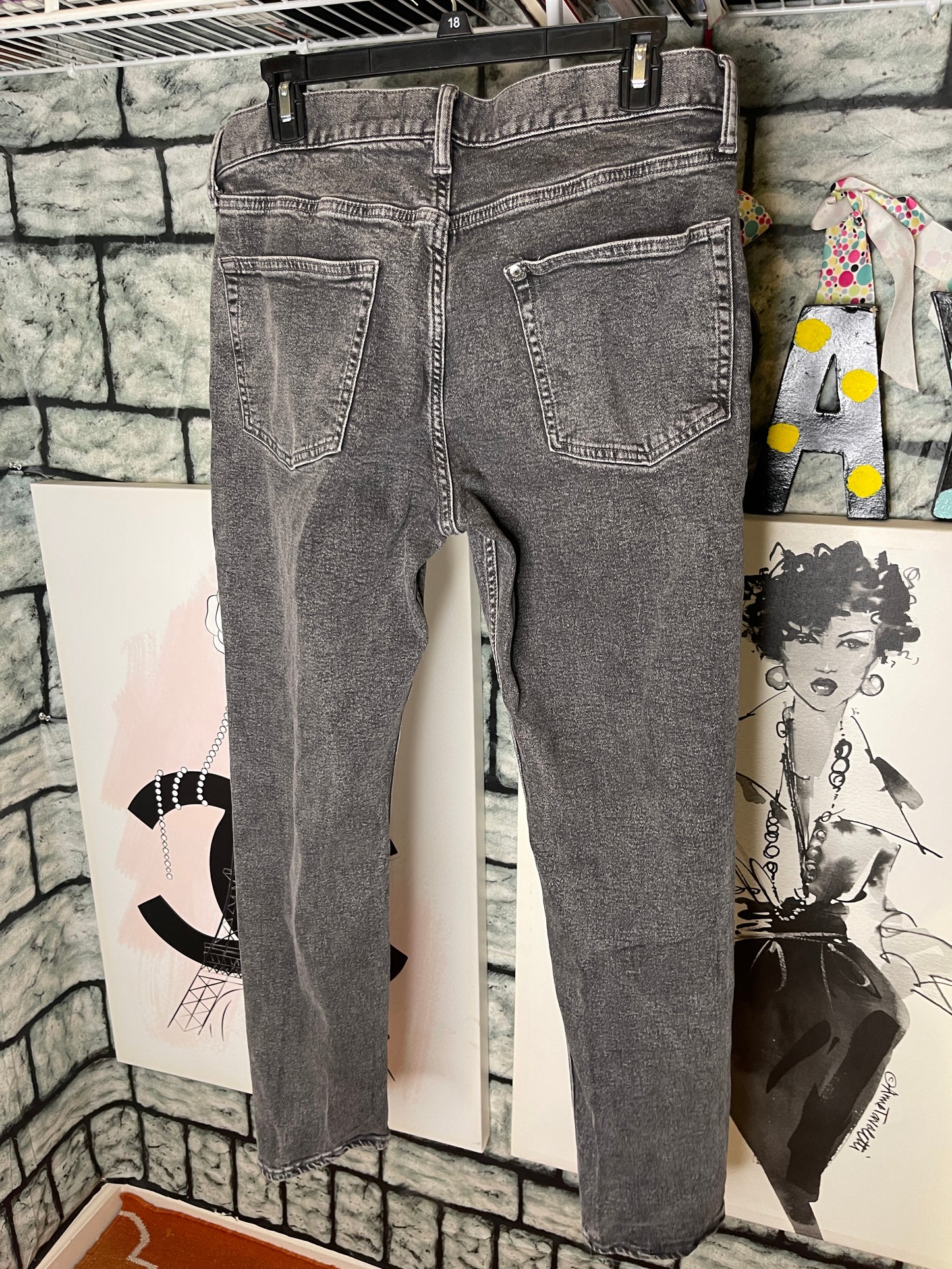H&M Gray Denim Jeans Men sz 33/30