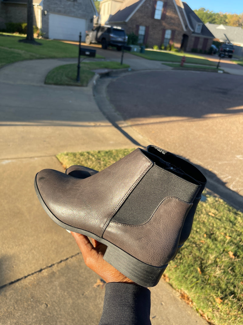 NEW bar III gray black boots women sz 8