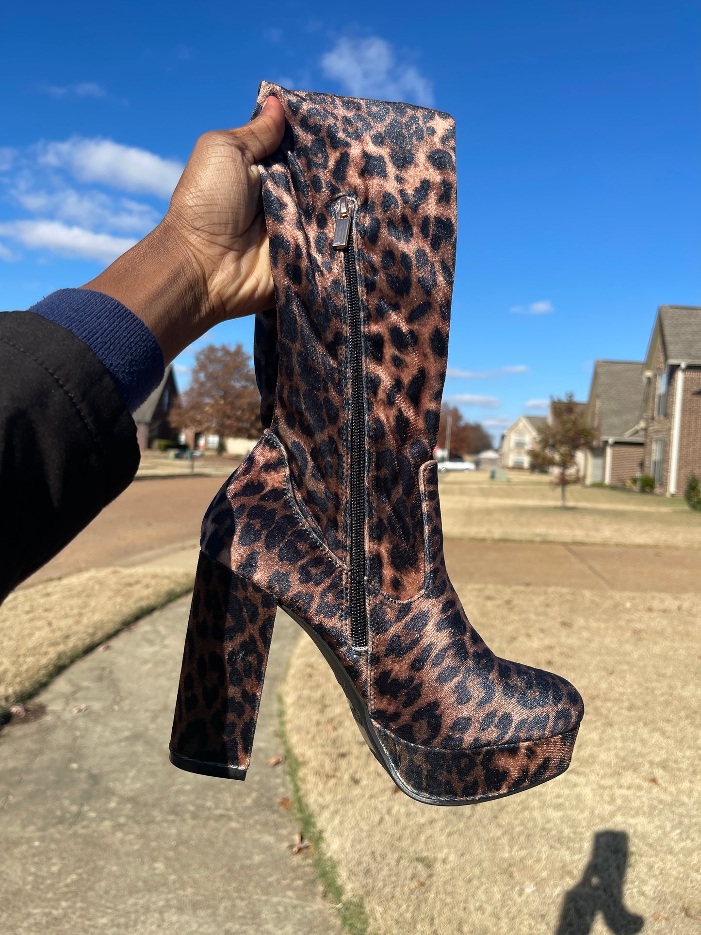 NEW Bamboo Brown animal print tall heels women sz 7