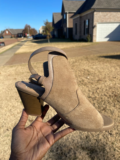 Madden tan heels low women sz 10