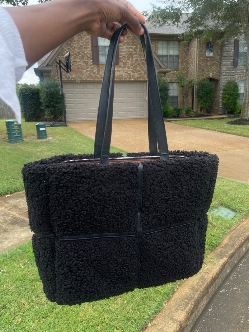 Black handbag women