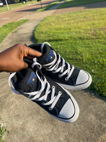 Converse Black Blue Sneakers Women sz 6, Men sz 4