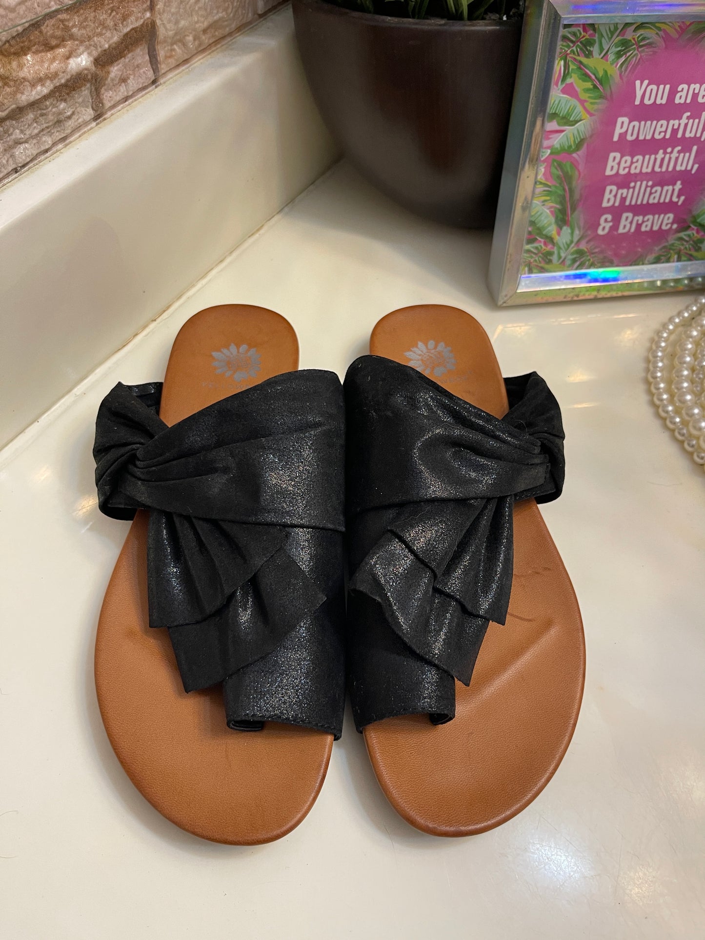 Yellow Box Black Brown Sandals Women sz 7.5