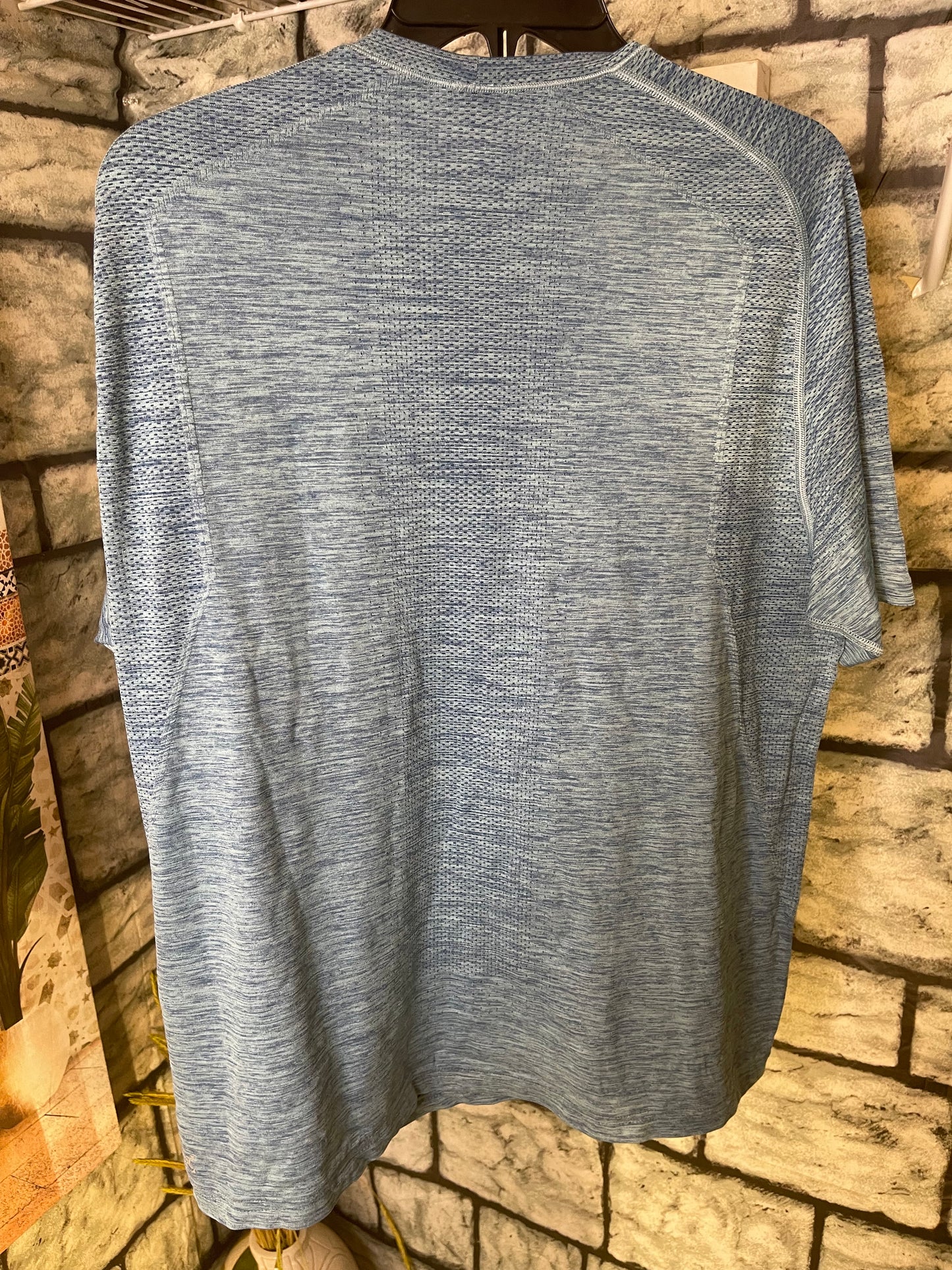 Lululemon Blue Shirt Women Men sz XL