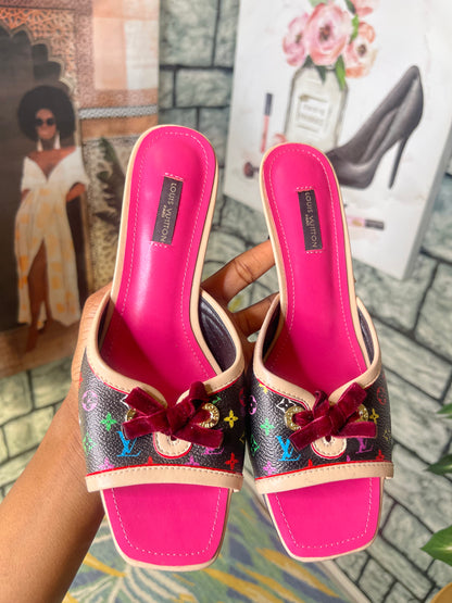 NEW "LV" Pink Heels (see details) Women sz 36 = 6